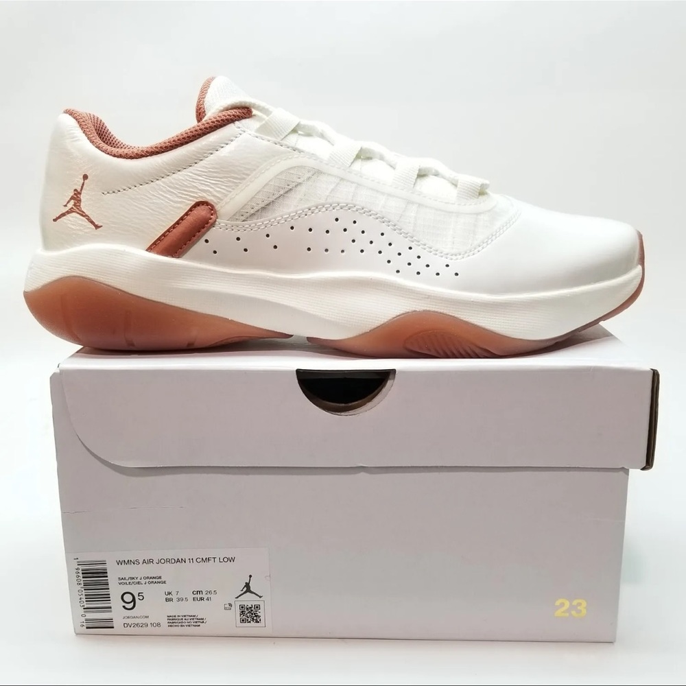 AIR JORDAN 11 CMFT SAIL/SKY J ORANGE LOW DV2629-108 Womens Size 9.5 Nike NEW